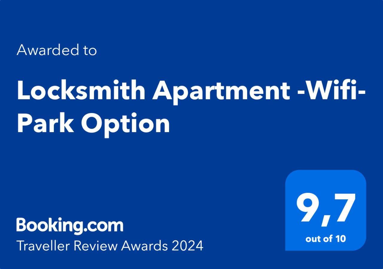 Locksmith Apartment - Park Option Séville Extérieur photo